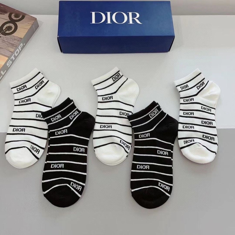 DIOR